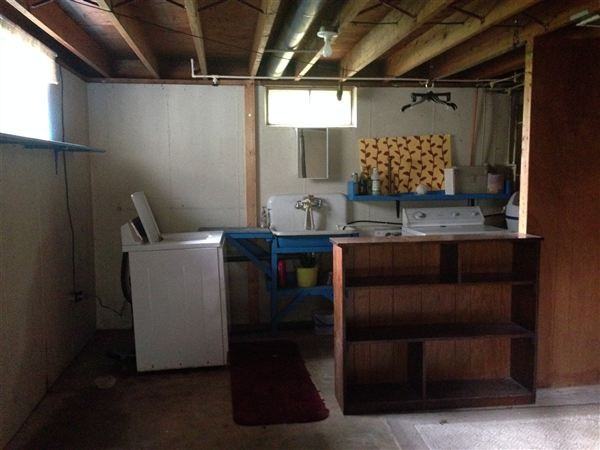 4330 Mann Rd - Photo 3 of 21