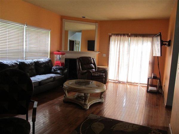 50340 Hemingway Dr - Photo 3 of 11