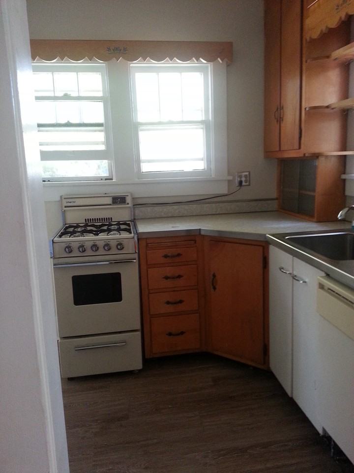 2152 E Decatur St - Photo 3 of 15