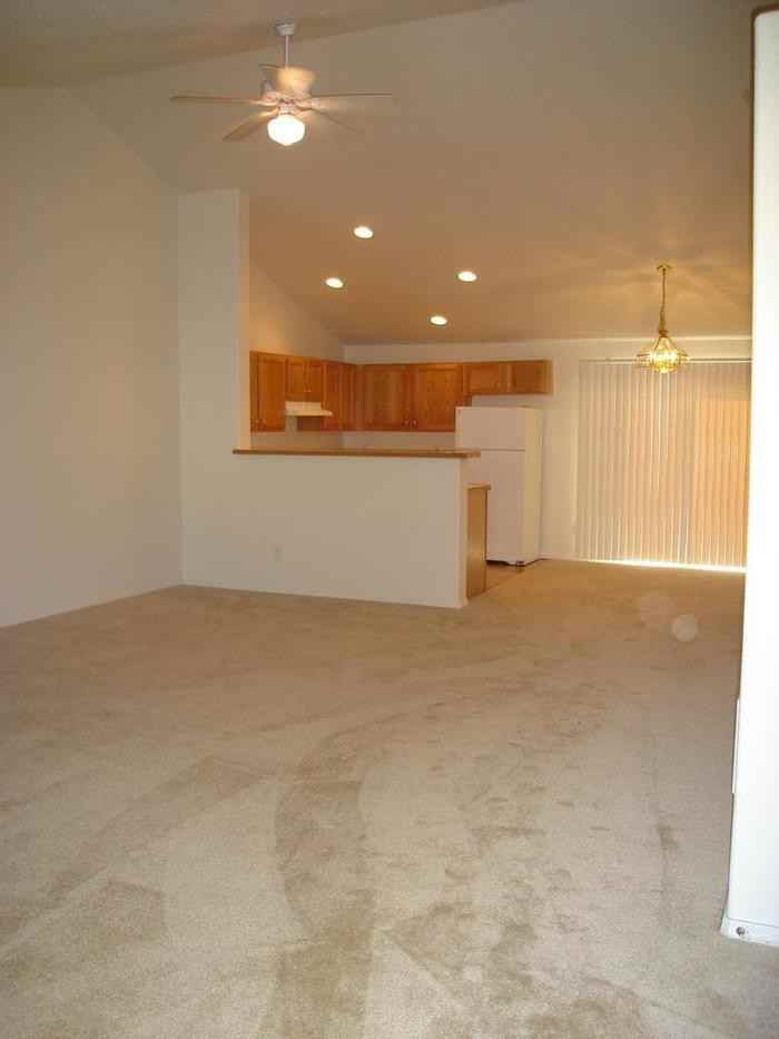 765 Southwest Conastoga Street - Photo 2 of 10