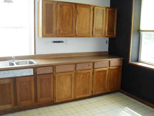 752 E Division St #752 - Photo 2 of 11