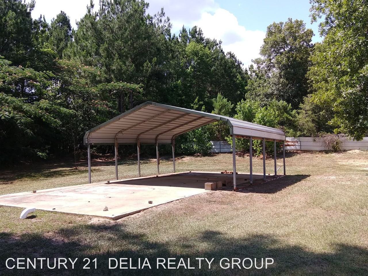 147 Sandy Dr. - Photo 2 of 13