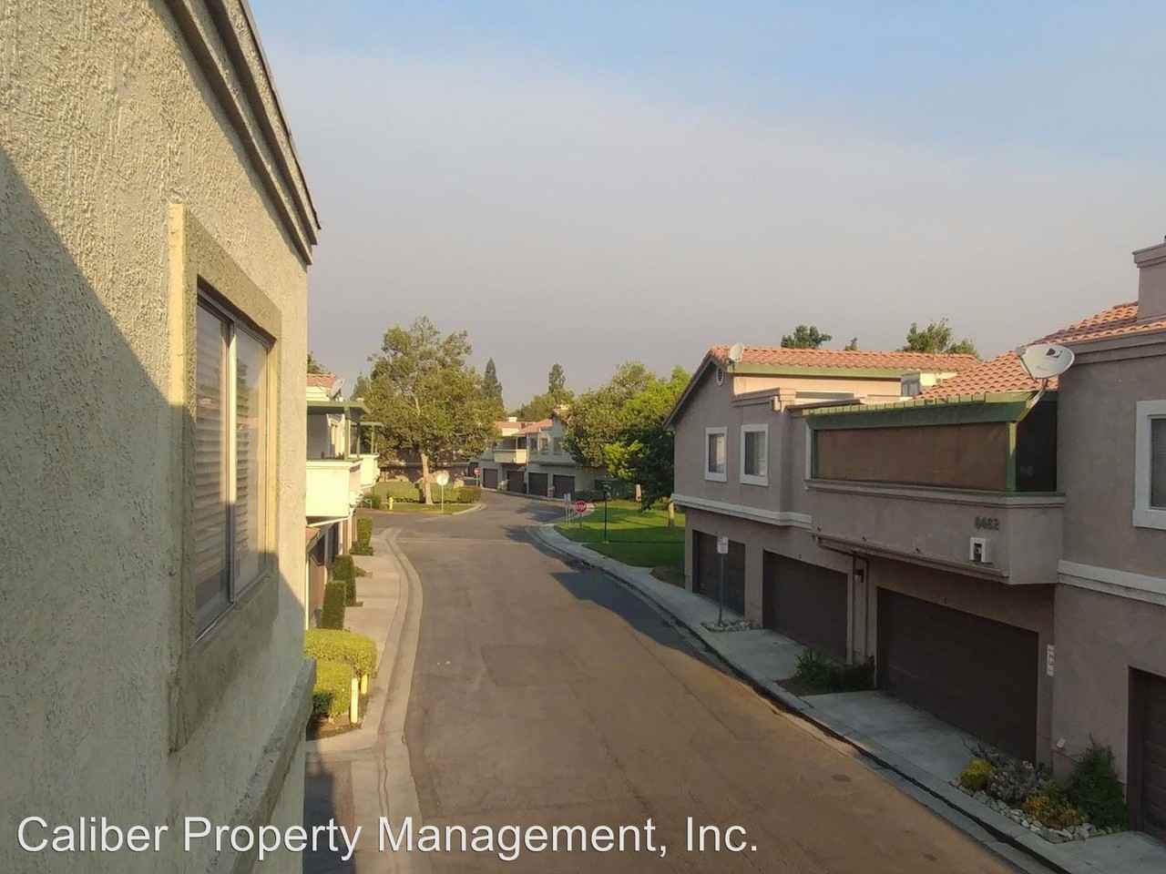 10187 Indian Summer Drive #F - Photo 3 of 15