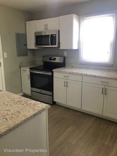 2603 Batavia St. - Photo 2 of 24