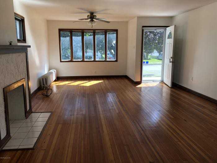 47 Yates Street - Photo 3 of 11