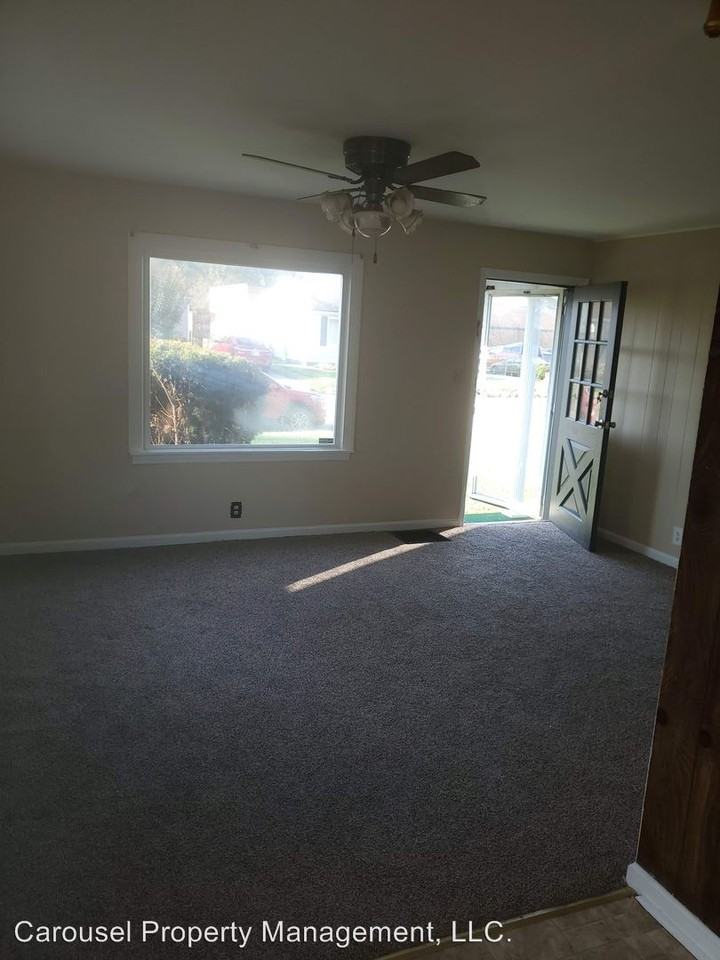 904 Tulip - Photo 3 of 11