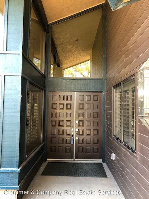 7705 Calle Corta - Photo 2 of 30