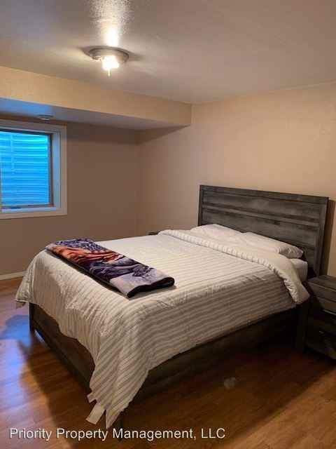 25 Arctic Ave - Photo 3 of 17