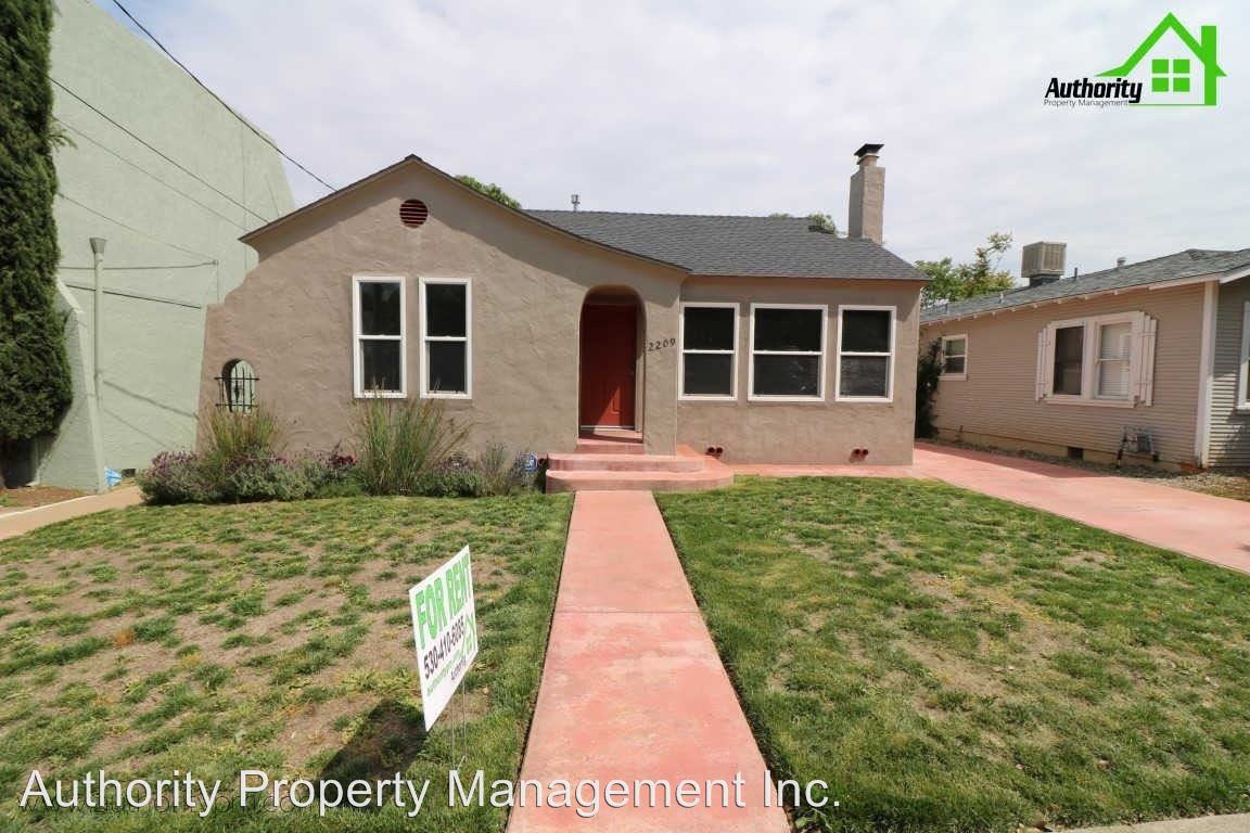 2209 Court St. - Photo 2 of 15