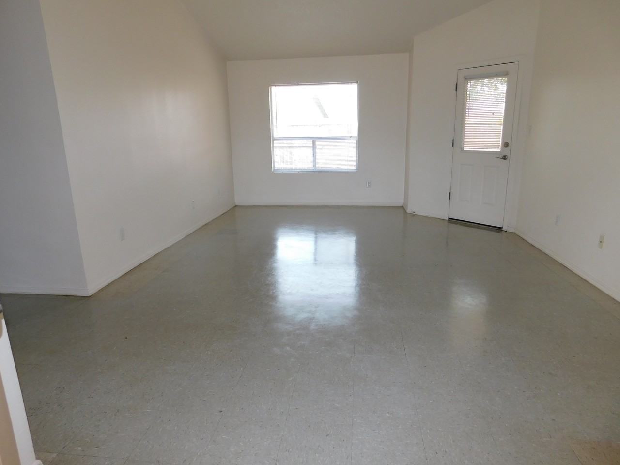 85 Moonflower Ct - Photo 2 of 12