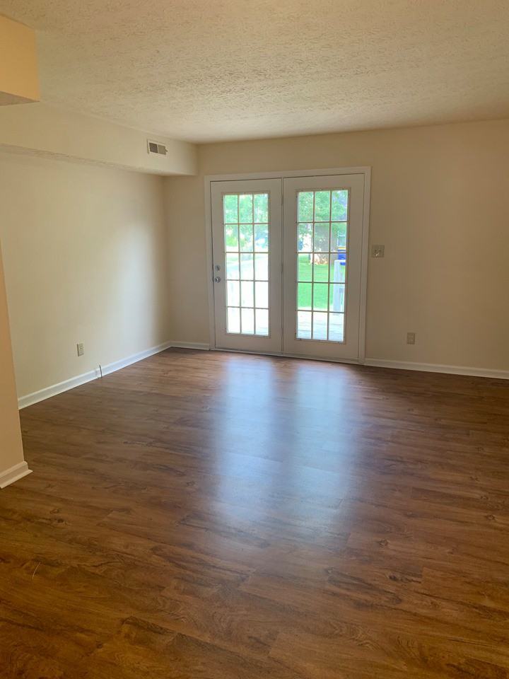 1700 Highland Way - Photo 3 of 14