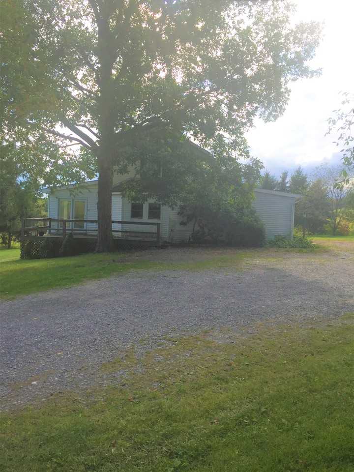 1265 Brethern Church Rd - Photo 2 of 5