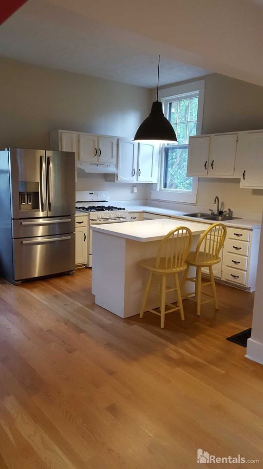 170 Feld Ave - Photo 2 of 20