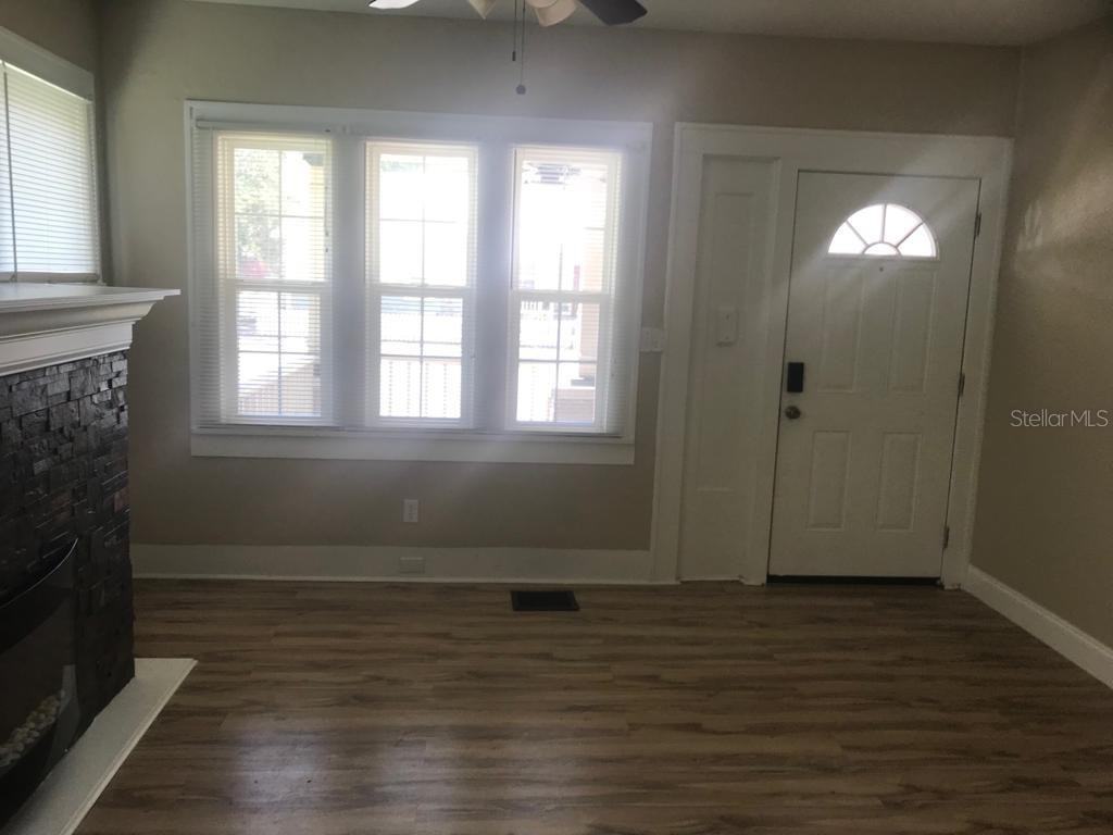 721 Mabbette Street - Photo 3 of 12