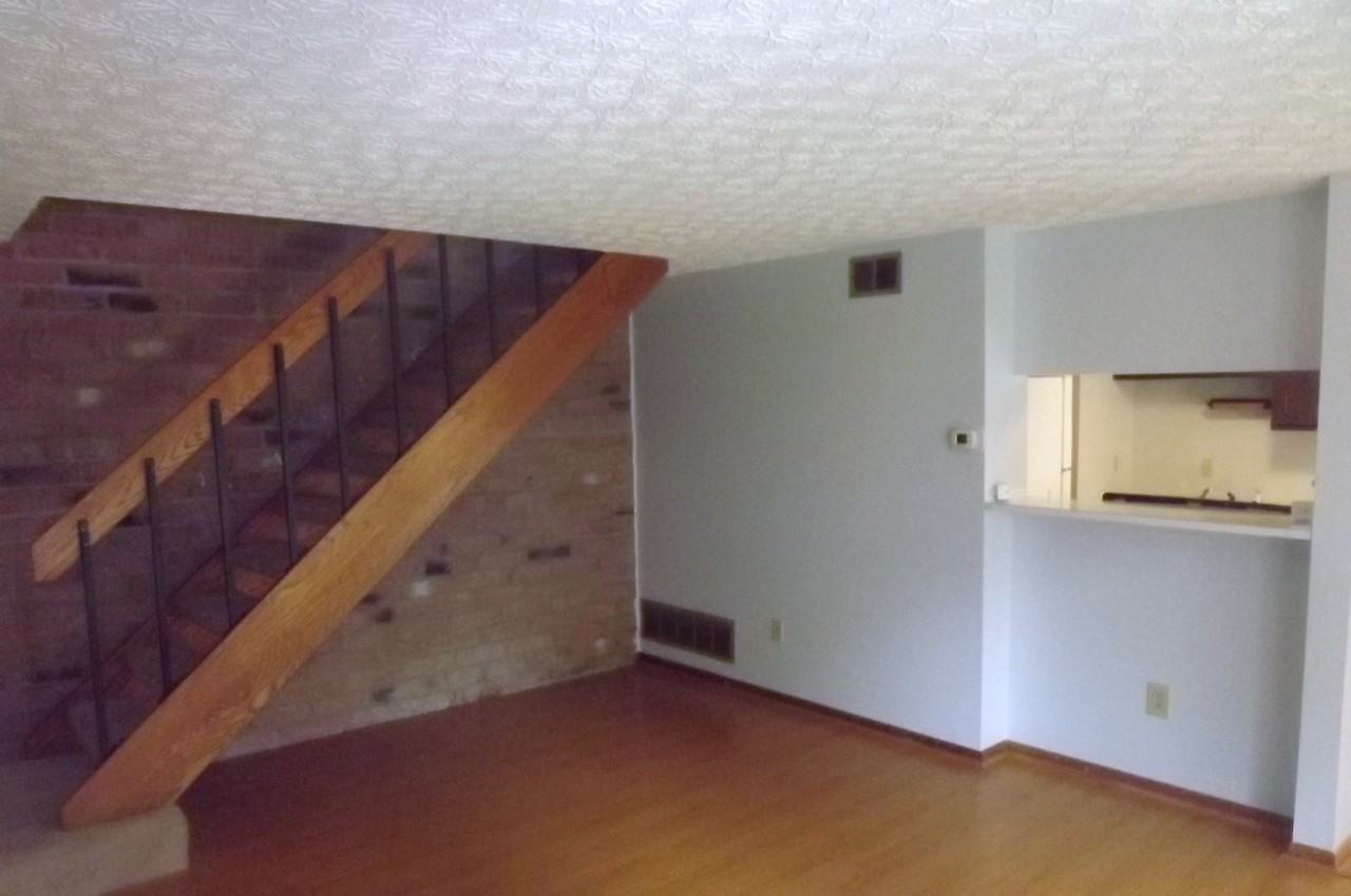 2517 Nassau Dr - Photo 2 of 14