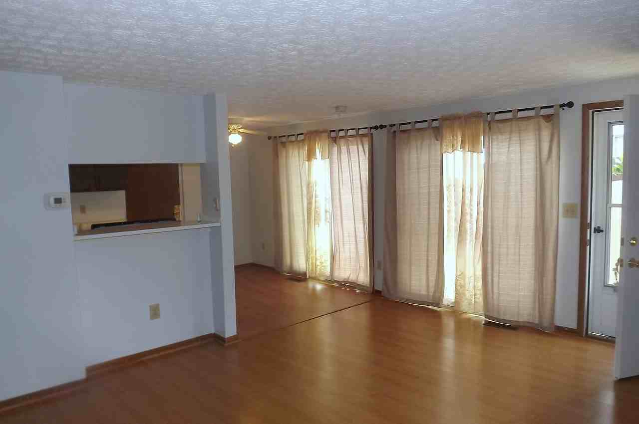 2517 Nassau Dr - Photo 3 of 14