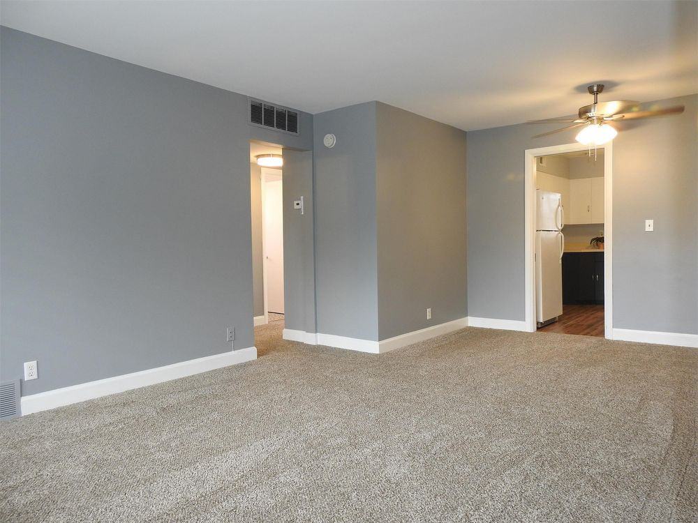 2212 Gerald Court - 3 - Photo 3 of 19