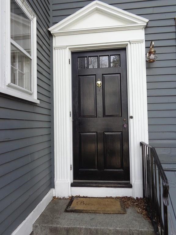 3 1/2 1/2 Federal Court Unit 1 - Photo 2 of 23