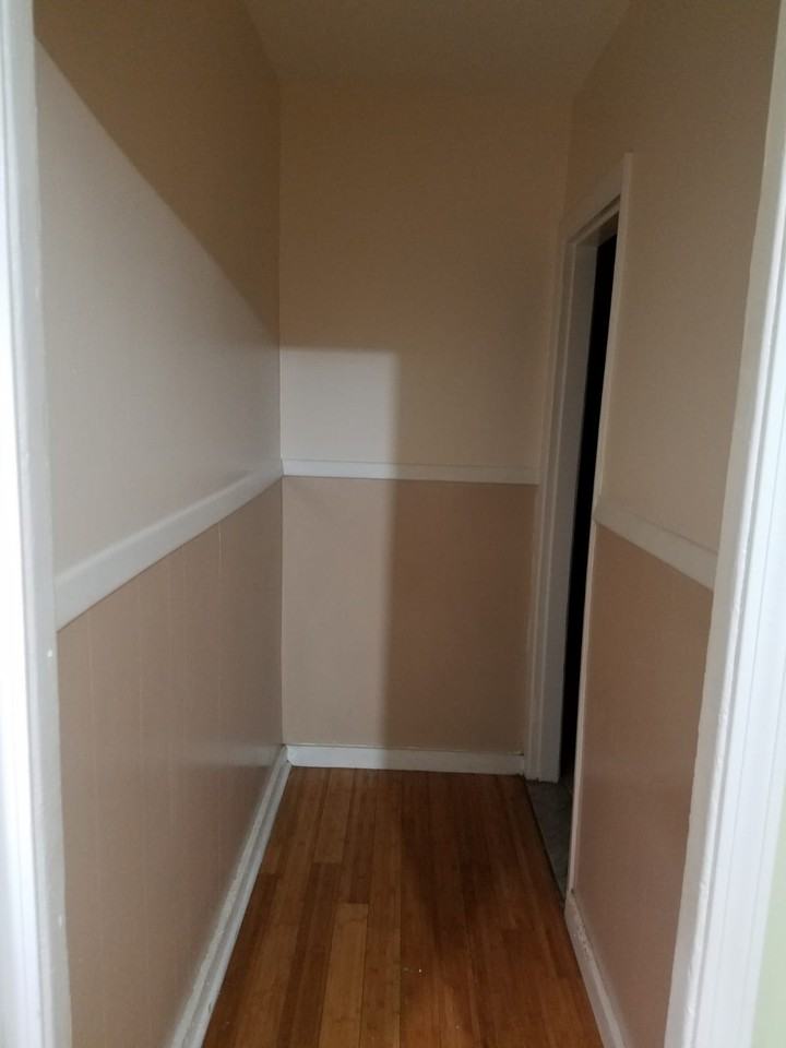 138 daniels ave #2nd fl. - Photo 3 of 12