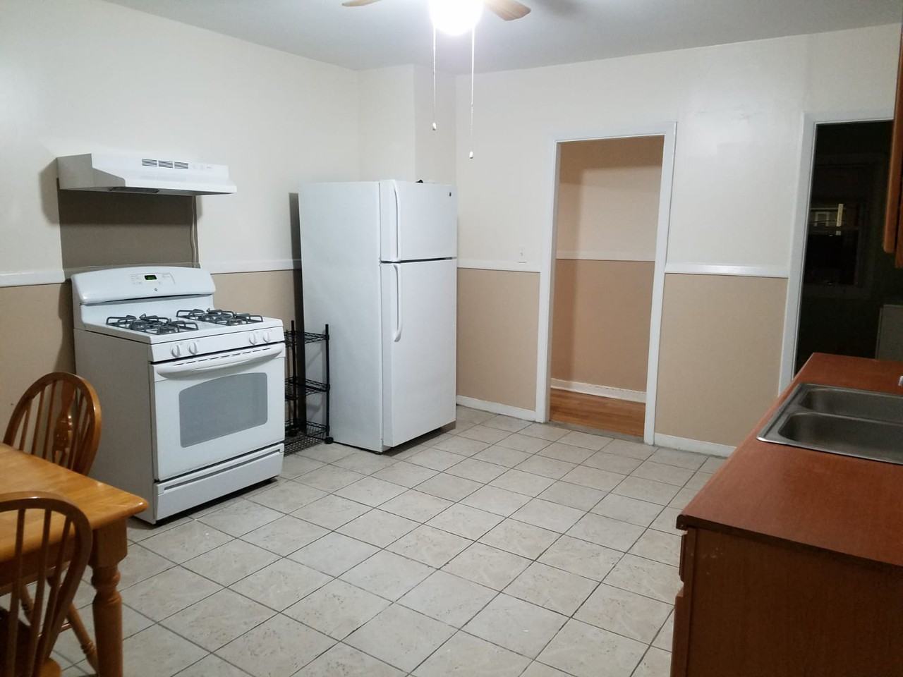 138 daniels ave #2nd fl. - Photo 2 of 12