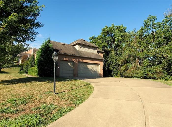 319 Bunker Hill Drive - Photo 2 of 21