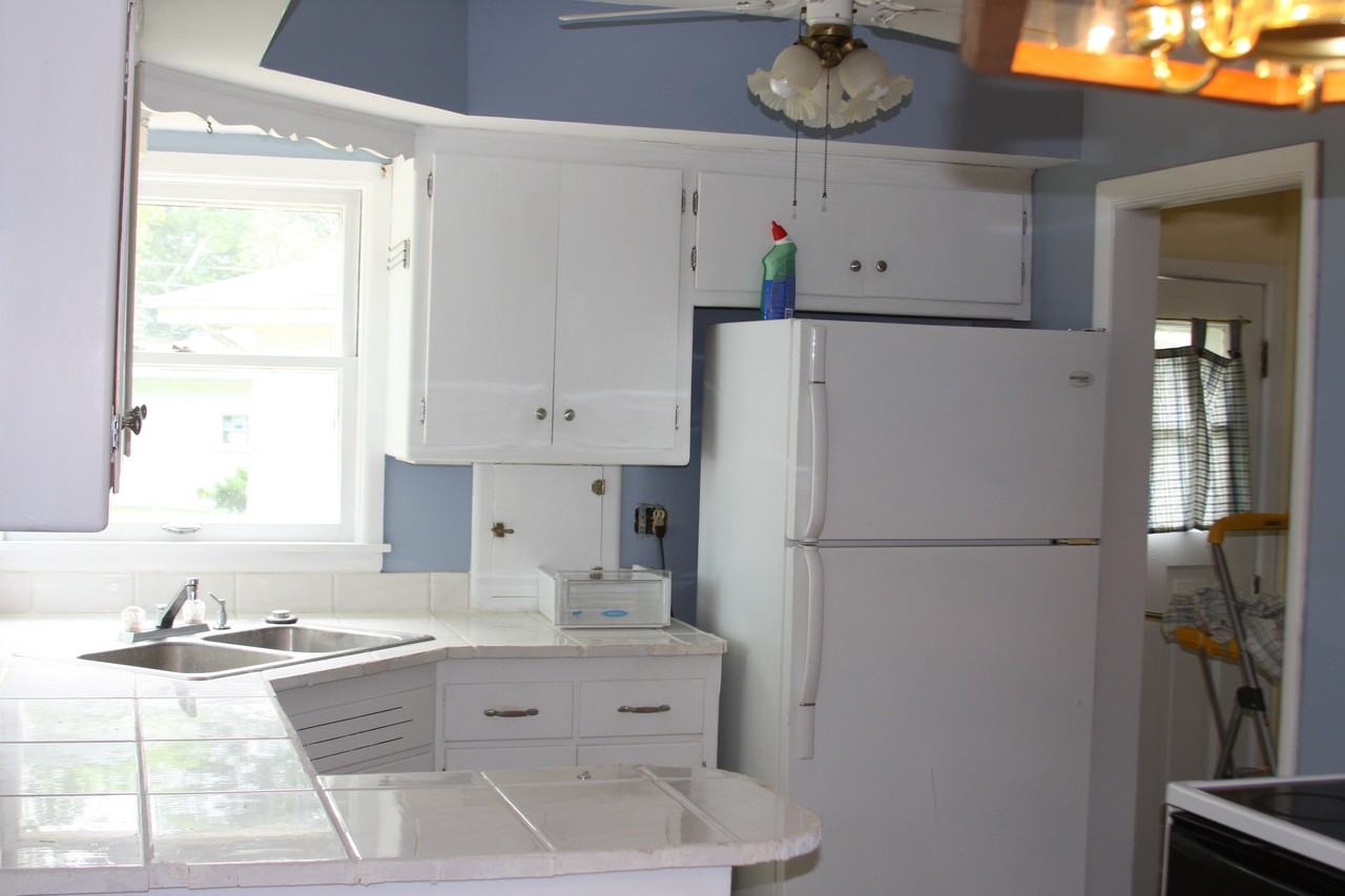 4340 N 81st St - Photo 3 of 5