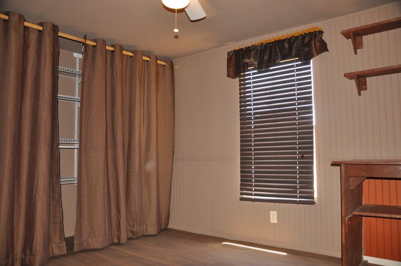 1816 K Rd - Photo 2 of 21