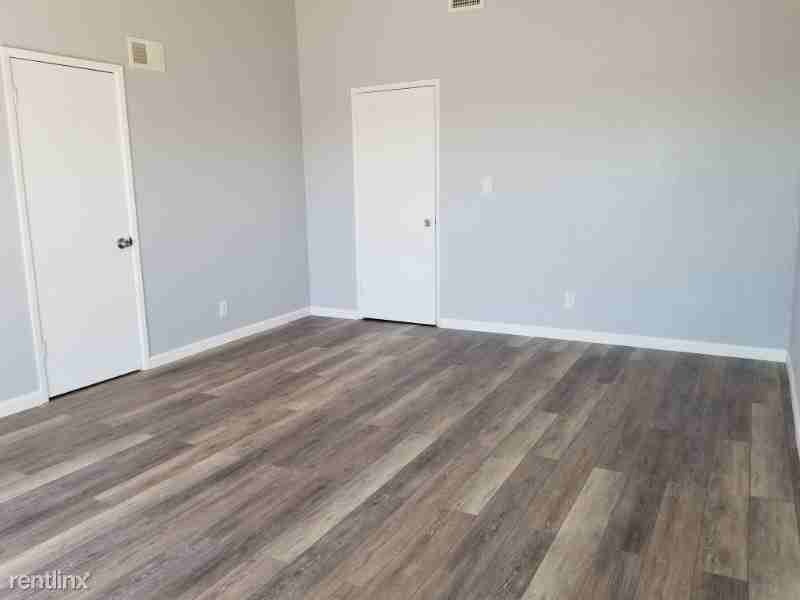 11275 Westonhill Dr Master - Photo 2 of 5