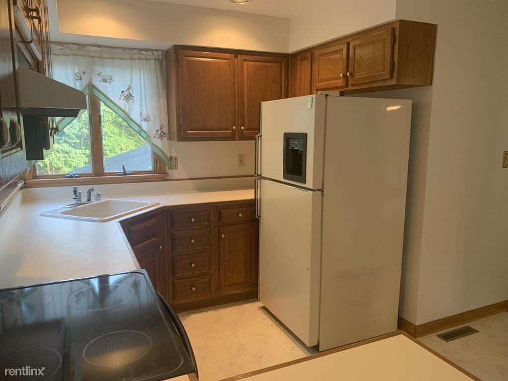 5400 13 Mile Ln - Photo 3 of 18