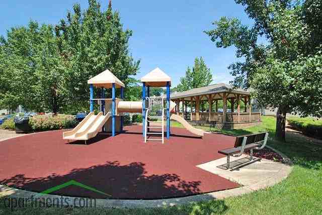 Woodbridge Station Apartments - Photo 2 of 3