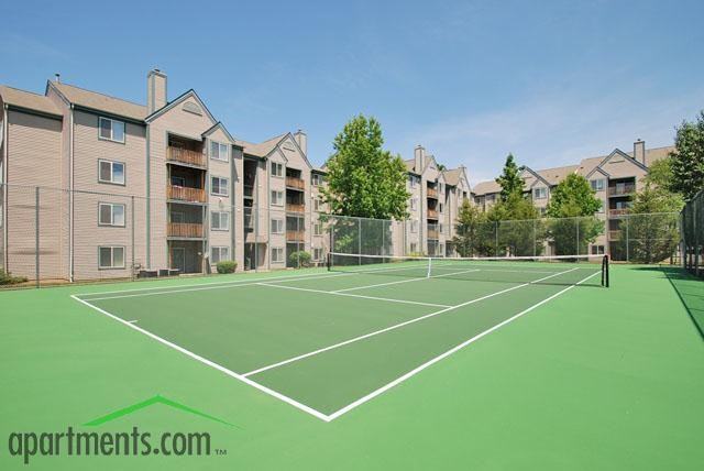 Woodbridge Station Apartments - Photo 3 of 3