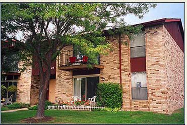 North Hills Village Apartments - Photo 3 of 10