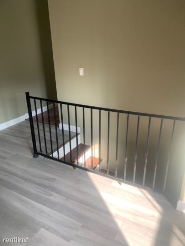 1772 Fairfax Dr - Photo 3 of 22