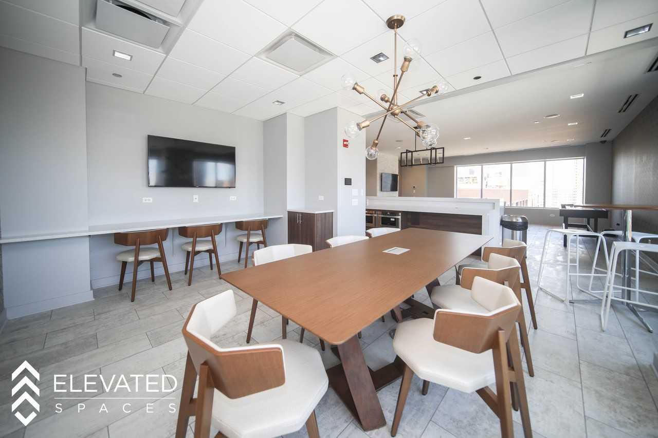 Roosevelt Collection Lofts - Photo 2 of 8