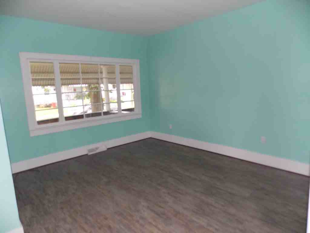 32 S Goodwin Avenue - Photo 3 of 14
