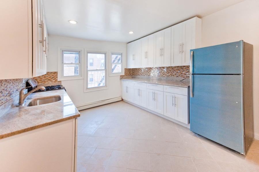 22 Pearsall Avenue #1B - Photo 2 of 4