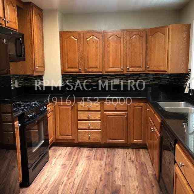 7118 Watt Avenue - Photo 2 of 5