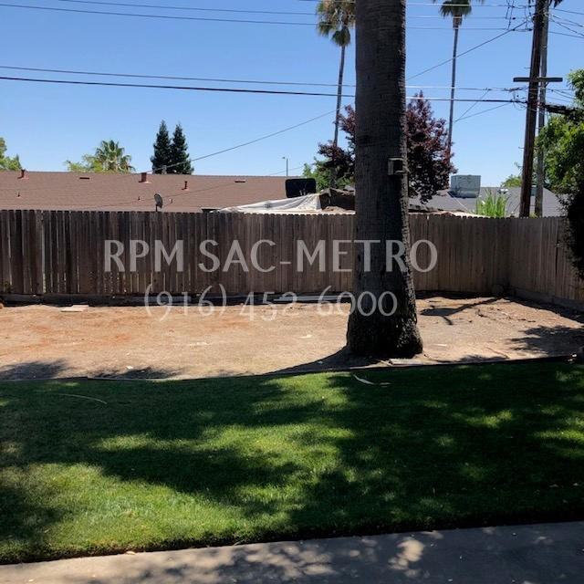 7118 Watt Avenue - Photo 3 of 5
