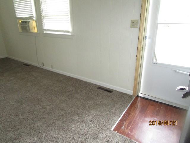 101 Prairie St - Photo 3 of 12