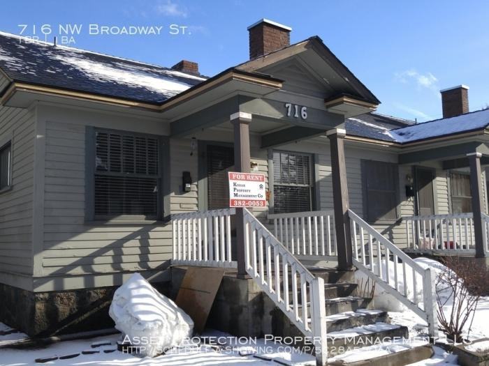 716 Nw Broadway St. - Photo 2 of 20