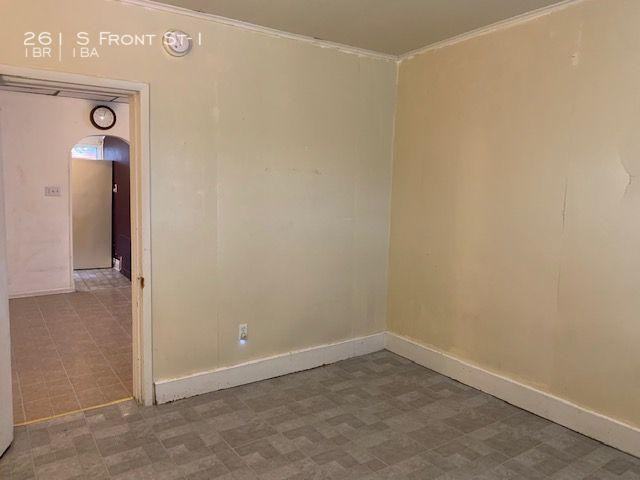 261 S Front St-1 - Photo 2 of 9