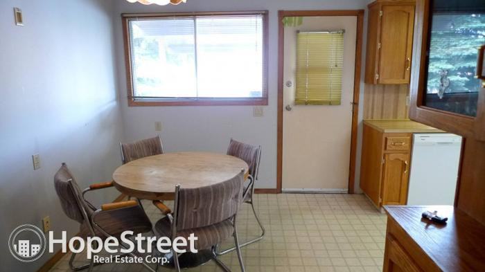 4308 55 Street Ne - Photo 3 of 30