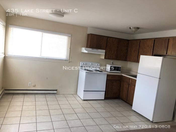 435 Lake Street - Photo 3 of 11