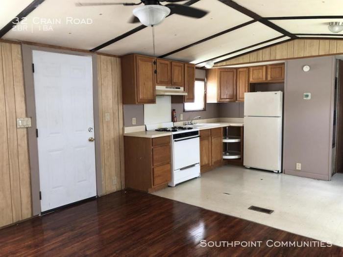 32 Crain Road - Photo 3 of 8