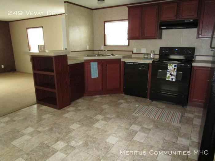 249 Vevay Dr. E. - Photo 3 of 14