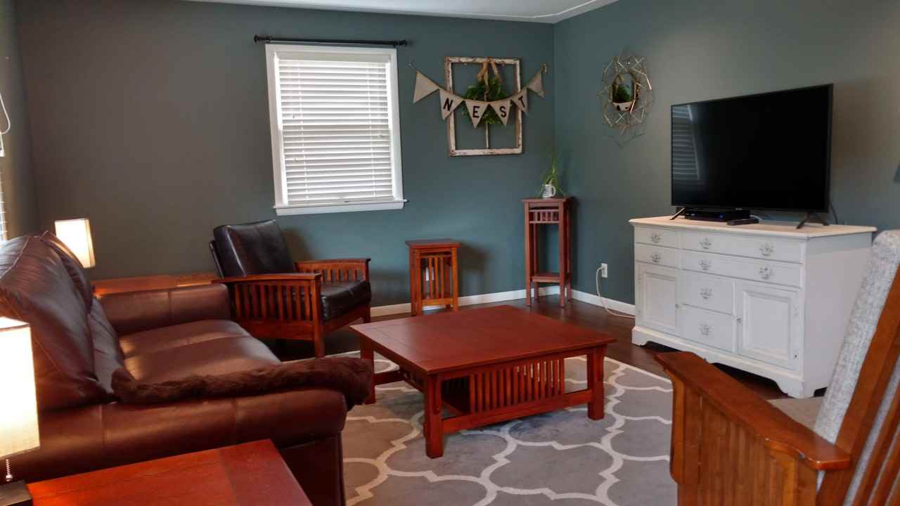 3390 Woodbine Ave Sw - Photo 2 of 24