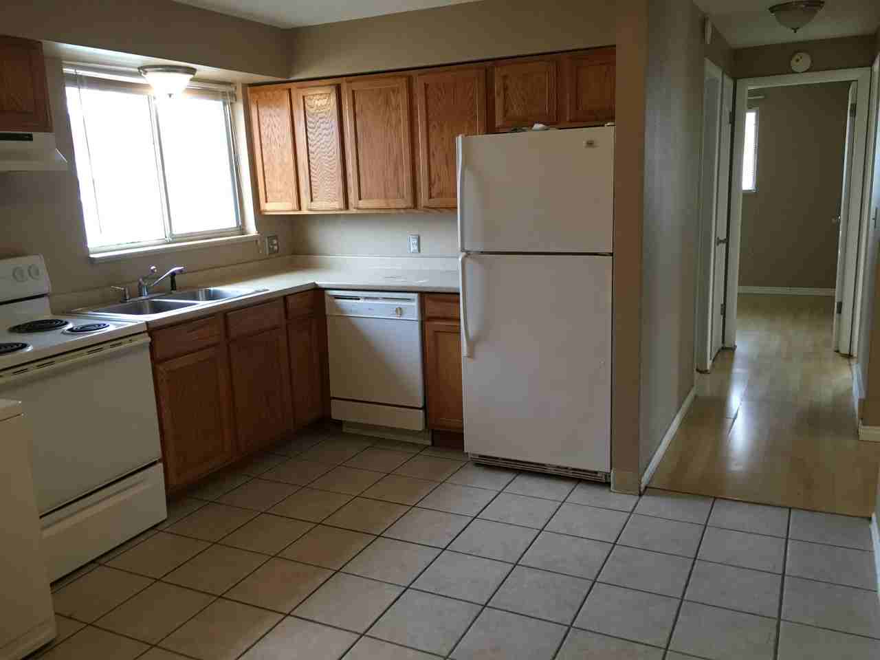 1257 Alton St - Photo 3 of 22