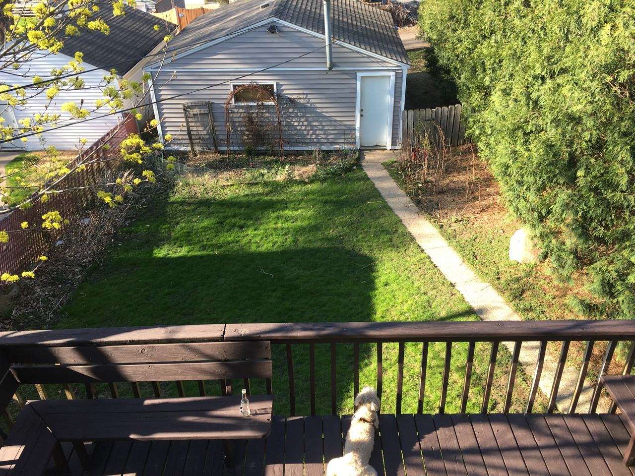 1875 Cottage Ave E - Photo 2 of 18