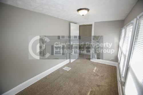 1828 E 298th St - Photo 3 of 10