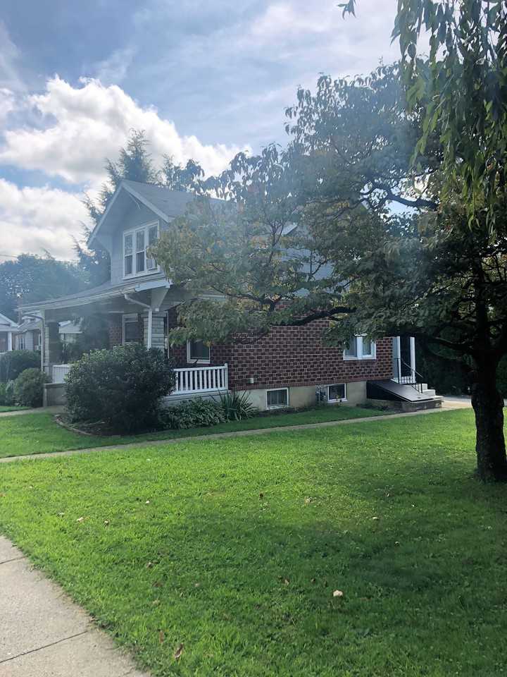 2102 Reading Avenue - Photo 2 of 11